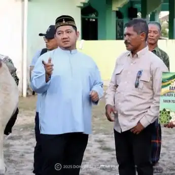 Serahkan Bantuan Sapi Kurban Presiden, Bupati PPU:Semoga Bisa Bermanfaat Bagi Masyarakat
