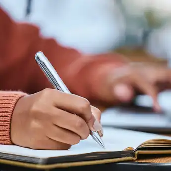 25 Contoh Catatan Wali Kelas untuk Kelulusan SMP, Berkesan dan Penuh Doa