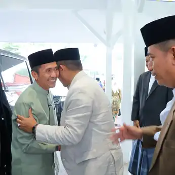 Sholat Idul Adha di Masjid Agung, Ratu Dewa Ajak Warga Perkuat Silaturahmi dan Jiwa Sosial