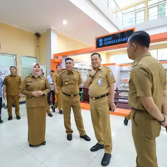 Sekda Palembang Aprizal Lakukan Sidak Pasca-Lebaran Idul Adha untuk Pastikan Kedisiplinan ASN