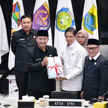 APBD Jabar 2024 Cetak Surplus Rp1,75 Triliun