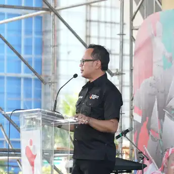 Indonesia Youth Summit 2025 Resmi Dibuka di Makassar, Wamendagri Ajak Pemuda Utamakan Nilai dan Integritas