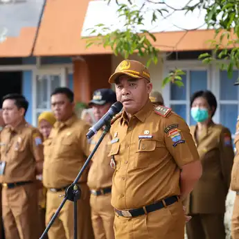 Sekda Palembang Aprizal Hasyim Pimpin Apel di Kalidoni, Tekankan Pentingnya Disiplin dan Profesionalisme ASN