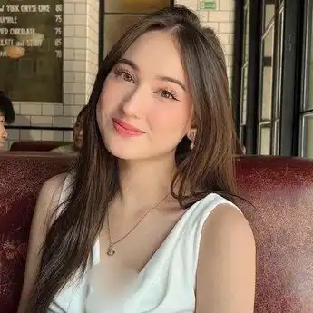 Profil 'Laura Moane' Mantan Al Ghazali yang Masih Berumur 18 Tahun