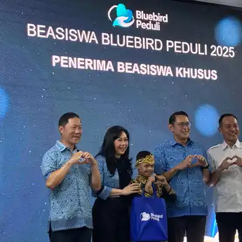 Setiap Kilometer Jadi Kontribusi Nyata untuk Pendidikan Bluebird Salurkan Beasiswa bagi Anak Berkebutuhan Khusus dan yang Kehilangan Orang Tua