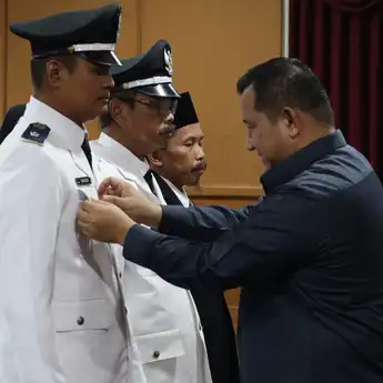 Lantik Kepala Desa, Bupati PPU Tegaskan Kades Miliki Tanggung Jawab Besar