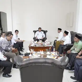 Bupati Muba Terima Audiensi Yayasan Ponpes Sirojul Ulum, Siap Hadiri Haflah dan Wisuda Santri