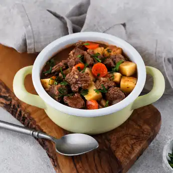 Resep Rawon Daging Sapi Khas Jawa Timur, Kuahnya Gurih dan Berempah