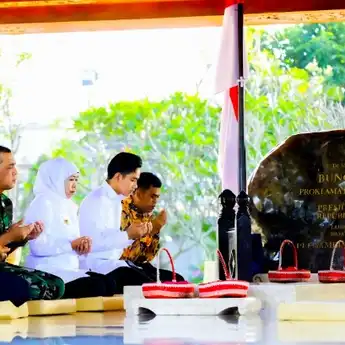 Kobarkan Semangat Nasionalisme Bersama Wapres dan Gubernur Khofifah: Ziarah Bung Karno Jadi Momen Pemersatu Bangsa