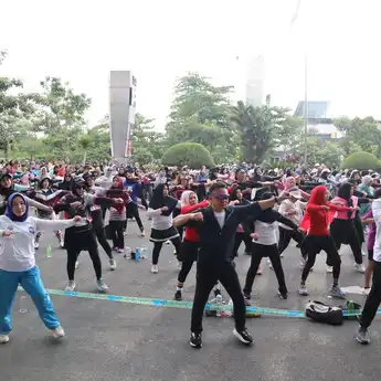 BNN Kota Pontianak Gelar Senam Zumba Sehat Anti Narkoba, Ratusan Warga Antusias Peringati HANI 2025