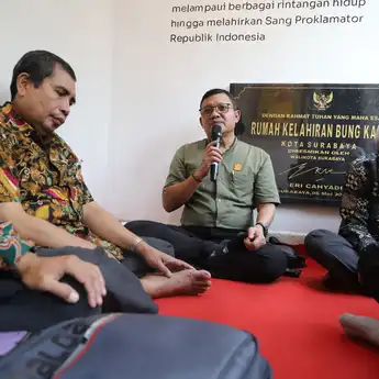 Bulan Bung Karno Dimeriahkan Sarasehan dan Doa Bersama di Rumah Kelahiran Bung Karno Peneleh Surabaya
