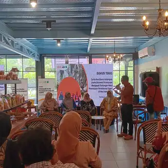 Penguatan Ketahanan Pangan Keluarga melalui Kebun Gizi di Desa Sidomulyo Kabupaten Musi Banyuasin