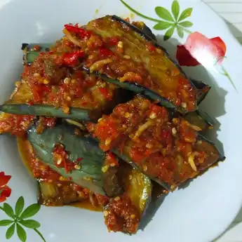 Resep Membuat Terong Balado Campur Ikan Teri yang Bikin Nambah Nasi