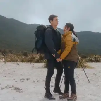 Lirik Lagu Denganmu Saja Milik Keisya Levronka dan Nyoman Paul