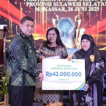Pemkot Makassar Raih Juara I Paritrana Award Sulsel 2025, Bukti Komitmen Lindungi Pekerja Rentan