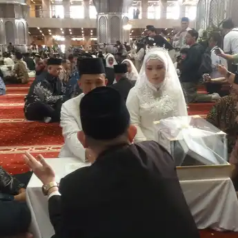 Hadiri Nikah Massal di Masjid Istiqlal, Menteri Agama Tekankan Pentingnya Akta Nikah 