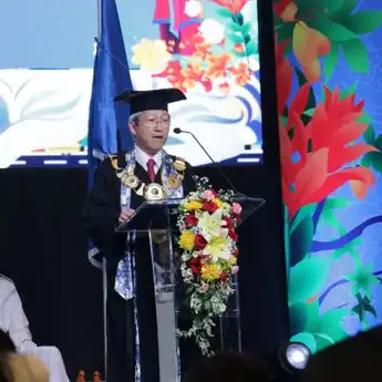 Wisuda XXVIII UMN, Siap Lanjutkan Langkah Menghadapi Tantangan Dunia Profesional