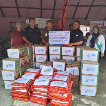 Koordinasi Lintas Sektor BRI Salurkan Bantuan kepada Korban Bencana Banjir di Malut