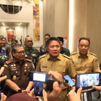 Herman Deru Minta Usut Tuntas Penyebab Ambruknya Jembatan di Lahat