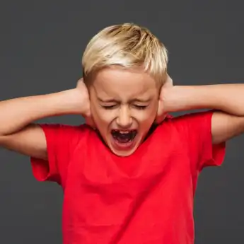 3 Cara Efektif Mengatasi Anak Tantrum Menurut Psikolog