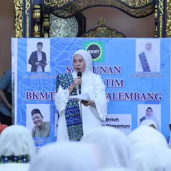 Peringati 10 Muharram, Ketua TP PKK Palembang Hadiri Kegiatan Santunan Anak Yatim: Wujudkan Keberkahan Lewat Kepedulian