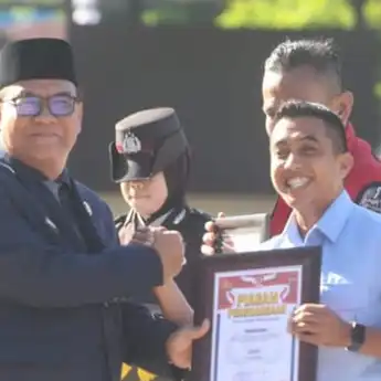 PWI BALIKPAPAN TERIMA PENGHARGAAN DARI POLRESTA BALIKPAPAN