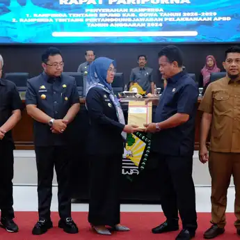 Bupati Gowa Serahkan Dua Ranperda Strategis dalam Rapat Paripurna DPRD