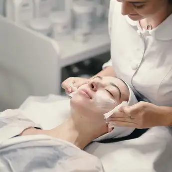 5 Cara Martha Tilaar Spa Menjaga Hubungan dan  Kepercayaan Pelanggan
