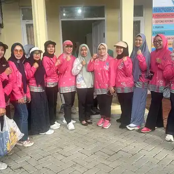 TP PKK Turun Langsung di Kegiatan Jumat Bersih Jelang Verifikasi Lomba Kelurahan