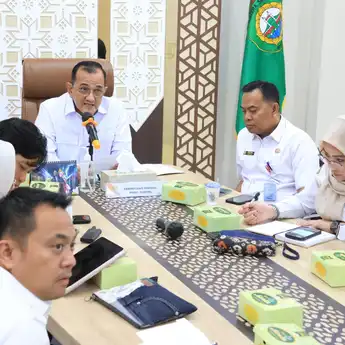 Feby Deru Santuni Anak Yatim dan Kaum Duafa di Momen Tahun Baru Islam 1447 H