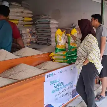 BULOG Jabar Angkat Suara Soal Maraknya Peredaran Beras Oplosan Kemasan 5 Kg