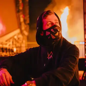 Lirik Lagu Heartbreak Melody - Alan Walker: Terjemahan dan Makna Lagunya