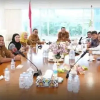 Pemprov Kaltim Minta Mahasiswa KKN Unmul Sosialisasikan dan Dukung Program Gratispol dan Jospol