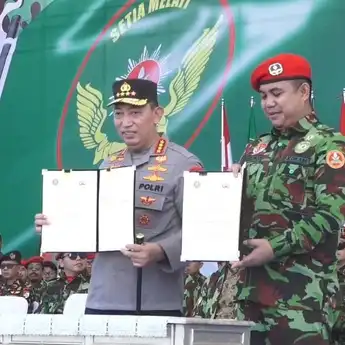 Kapolri Pimpin Apel Akbar Kokam Pemuda Muhammadiyah 2025 di Yogyakarta, Tegaskan Sinergi Ketahanan Pangan