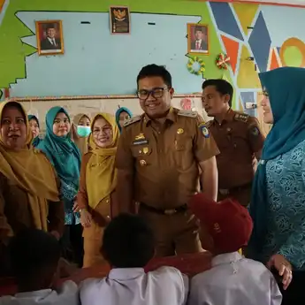 Wakil Bupati Gowa Serukan Deteksi Dini Kesehatan Anak Lewat Pemeriksaan Gratis