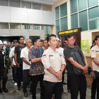 OTT di Kantor Camat Pagar Gunung, Kejati Sumsel Amankan ASN dan 20 Kades Terkait Dana Desa