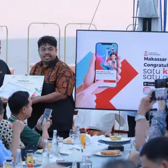 Pemkot Makassar Anugerahi Pemenang Penamaan Aplikasi Lontara+