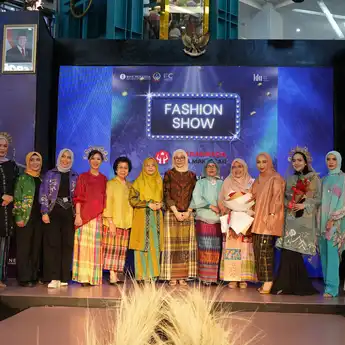 Dekranasda Makassar Tampilkan Wastra Bugis-Makassar di Wastra Heritage Market 2025