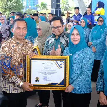 Ketua PKK Gowa Terima Penghargaan BKKBN atas Inovasi Penurunan Stunting