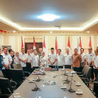 Bertemu Menteri KKP, Gubernur Mirza Dorong Revitalisasi Tambak Bermasalah dan Penanaman Mangrove di Pesisir Lampung