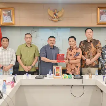 Wali Kota Makassar Kunjungi Food Station: Perkuat Rencana Perseroda Pangan dan Infrastruktur