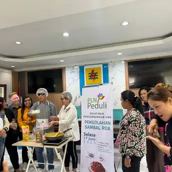 PLN Suluttenggo Berdayakan 30 Disabilitas, Gelar Pelatihan Pengembangan Usaha Gratis