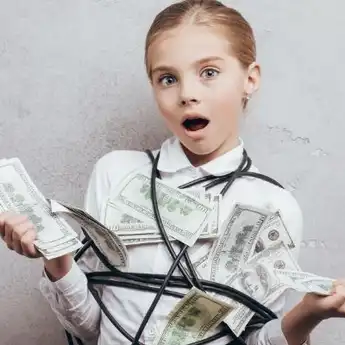 4 Zodiak Paling Beruntung Besok 8 Agustus 2025: Rezeki Datang dari Segala Arah