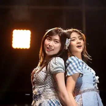 Lirik Lagu Sang Hujan yang Kejam - Christy, Jessi JKT48