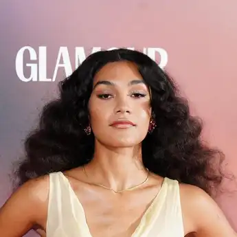 Lirik Lagu Reason To Stay - Olivia Dean dan Terjemahan, Viral di TikTok