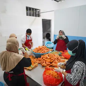 Inovasi Pertamina, Sulap Limbah MBG Jadi Pakan Bebek Hingga Maggot