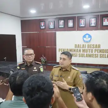 Kejari Makassar Apresiasi Program Seragam Gratis, Dorong Sekolah Bebas Korupsi