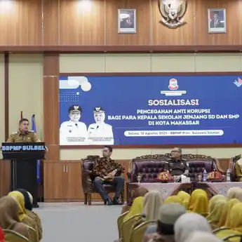 Munafri: Sekolah Bukan Tempat Cari Untung, Kepala Sekolah Harus Jadi Teladan