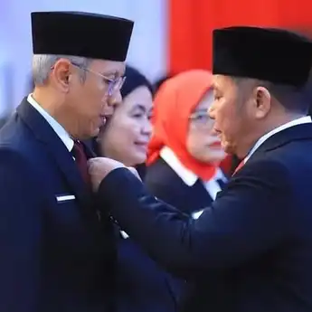 321 ASN Pemprov Sumsel Terima Satyalancana Karya Satya dari Presiden Prabowo