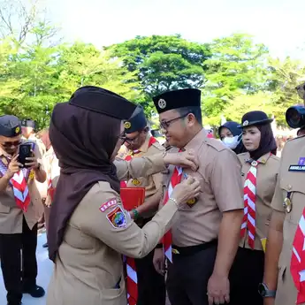 Momentum Hari Pramuka, Wabup Gowa Diganjar Lencana Pancawarsa II